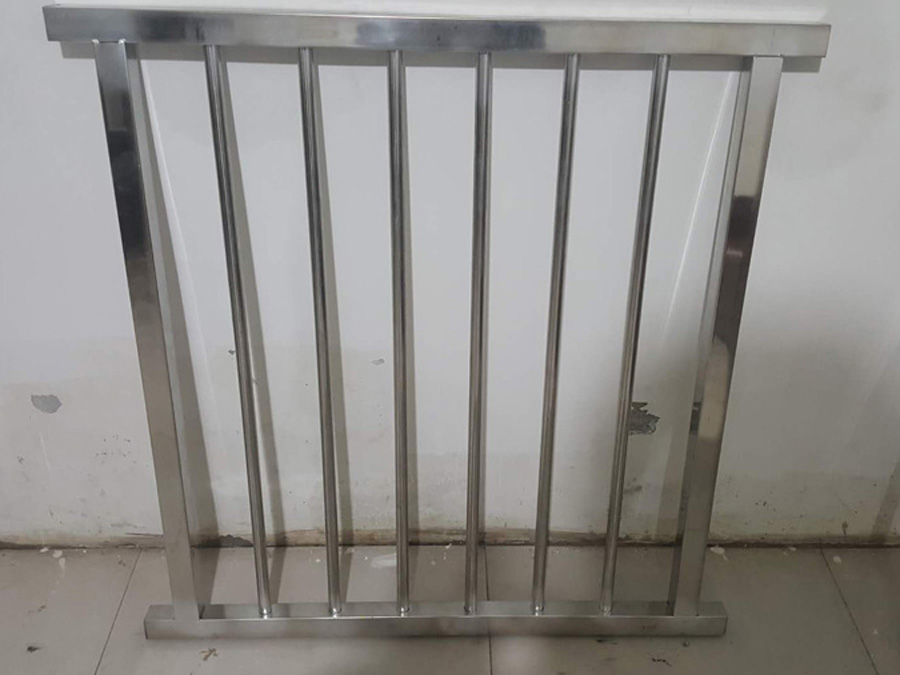 不銹鋼護(hù)欄